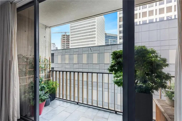 $619,000 | 145 15th Street Northeast, Unit 826, Atlanta, GA 30361