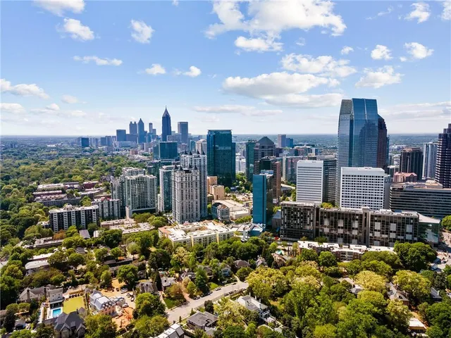 $619,000 | 145 15th Street Northeast, Unit 826, Atlanta, GA 30361