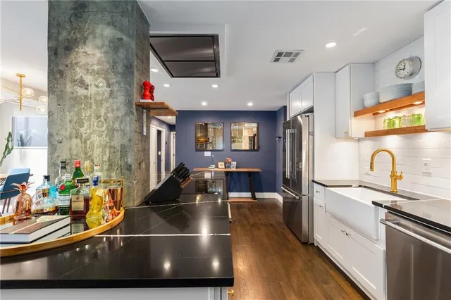 $619,000 | 145 15th Street Northeast, Unit 826, Atlanta, GA 30361