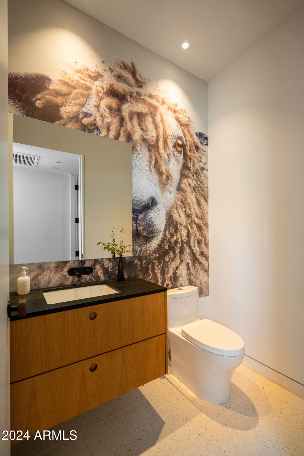 1740 East Ocotillo Road, Unit 3 Phoenix, AZ 85016 - Photo 14 of 34 20