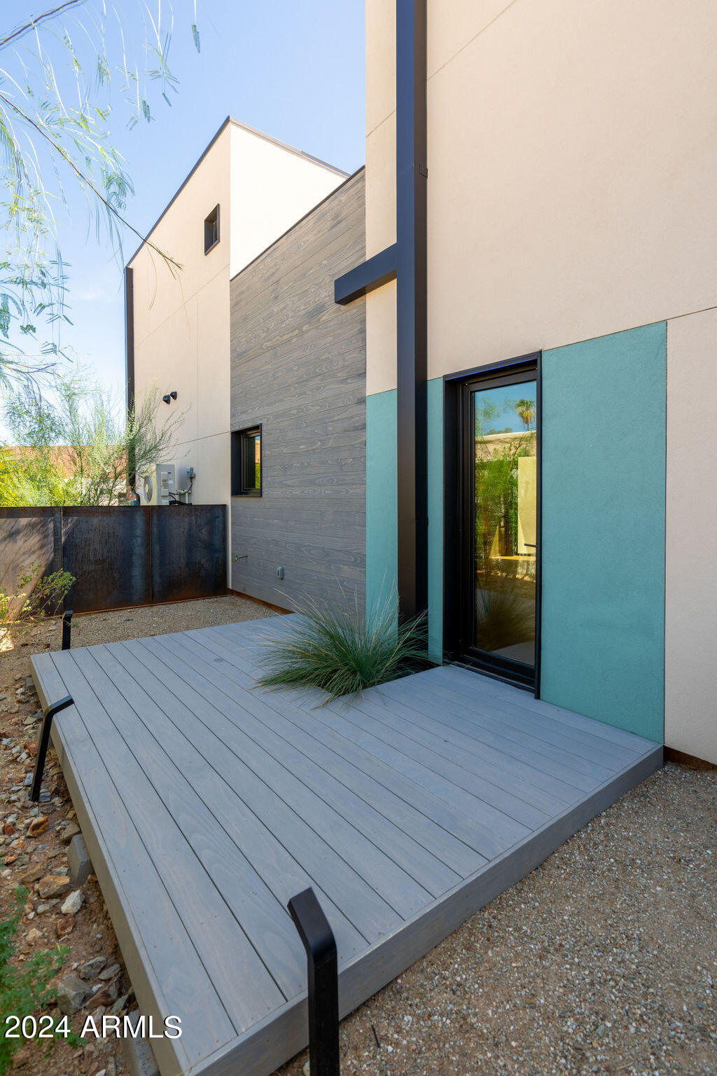 1740 East Ocotillo Road, Unit 3 Phoenix, AZ 85016 - Photo 16 of 34 04