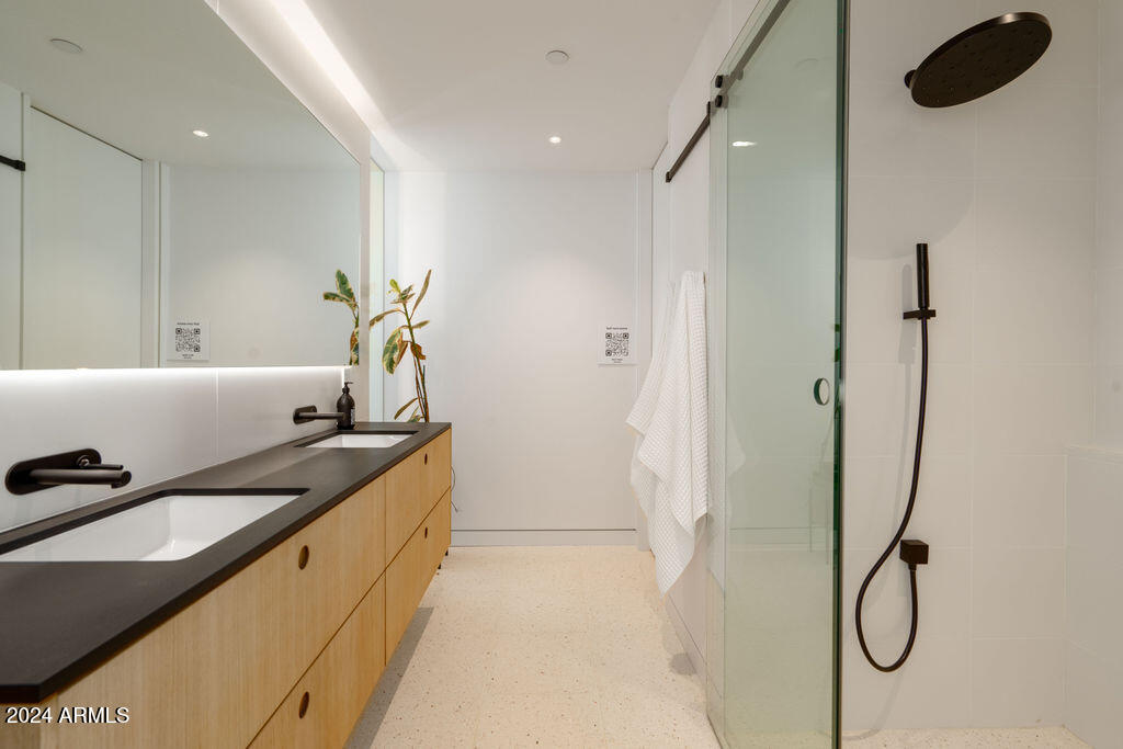 1740 East Ocotillo Road, Unit 3 Phoenix, AZ 85016 - Photo 28 of 34 23