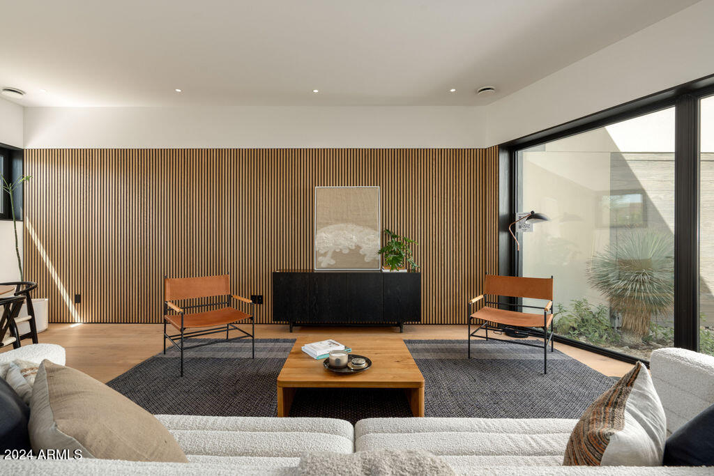 1740 East Ocotillo Road, Unit 3 Phoenix, AZ 85016 - Photo 10 of 34 47