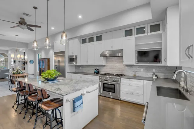 $898,000 | 1522 Vermont Street, Unit B, Houston, TX 77006