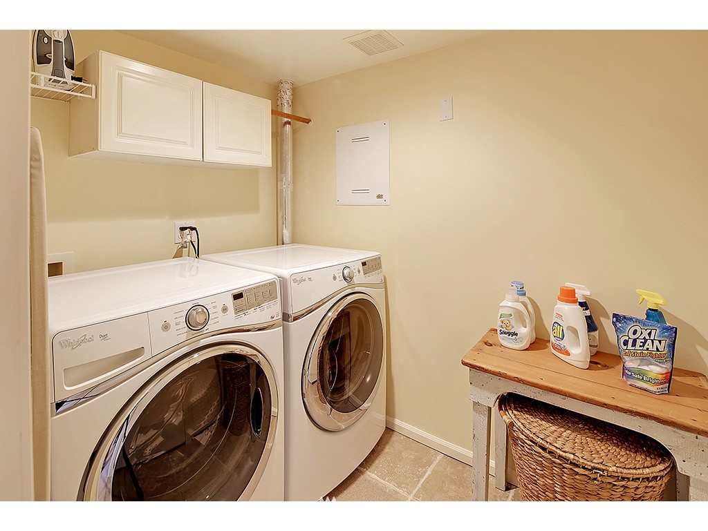 2029 North 77th Street Seattle, WA 98103 - Photo 18 of 20