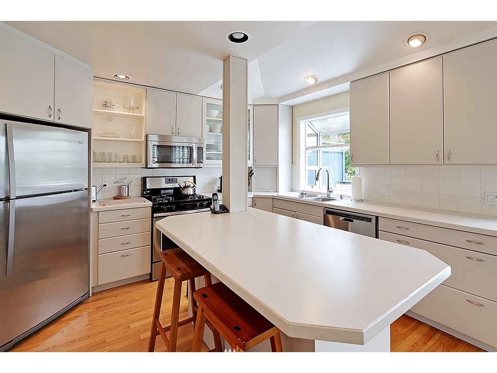 2029 North 77th Street Seattle, WA 98103 - Photo 8 of 20