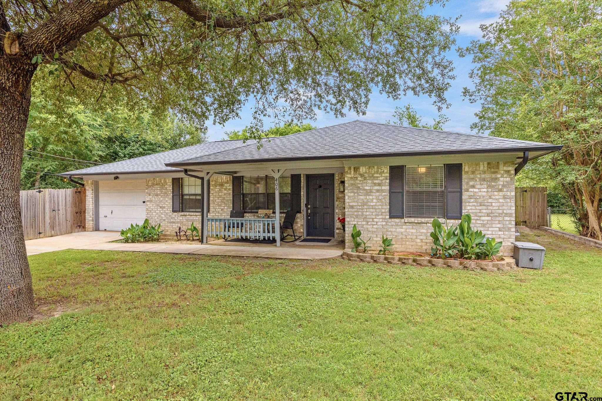 406 Water Street Bullard, TX 75757 - Photo 2 of 37