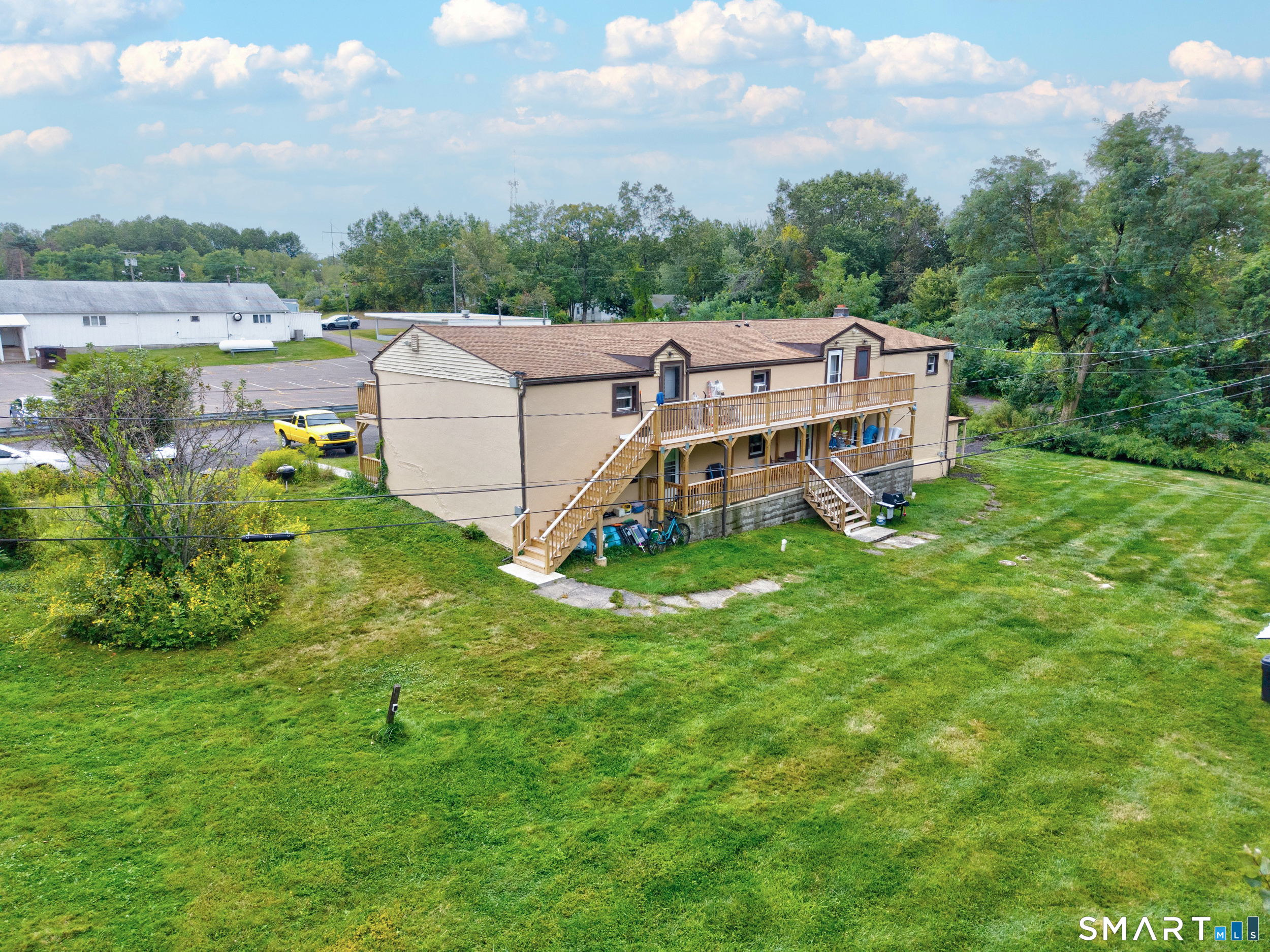 1259 Wolcott Road Wolcott, CT 06716 - Photo 3 of 30