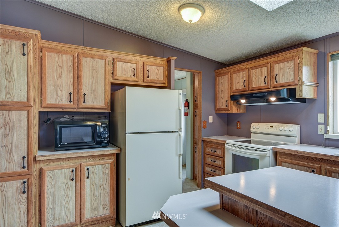 29112 State Rte 20, Unit A & B Oak Harbor, WA 98277 - Photo 9 of 25 Gallery Image 9