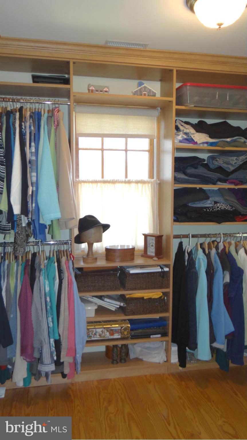 832 Maple Road Gambrills, MD 21054 - Photo 20 of 30 Custom built walk-in closet