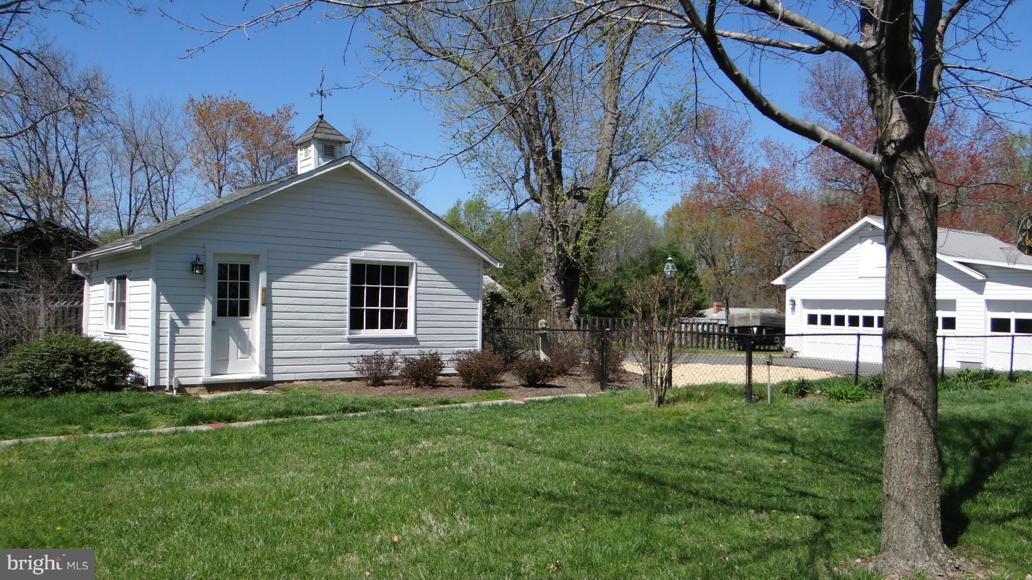 832 Maple Road Gambrills, MD 21054 - Photo 3 of 30 Work Shop with Electric