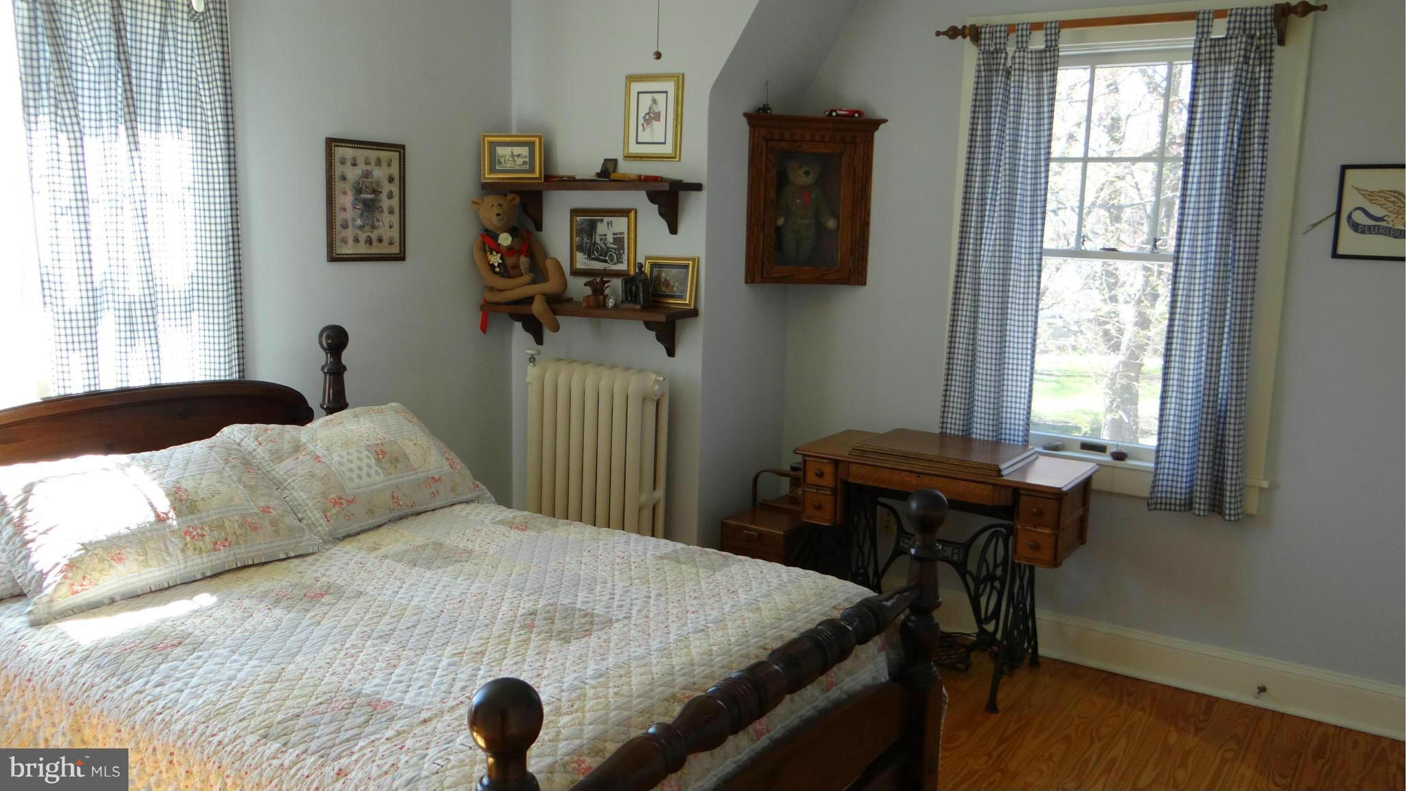 832 Maple Road Gambrills, MD 21054 - Photo 21 of 30 Bedroom