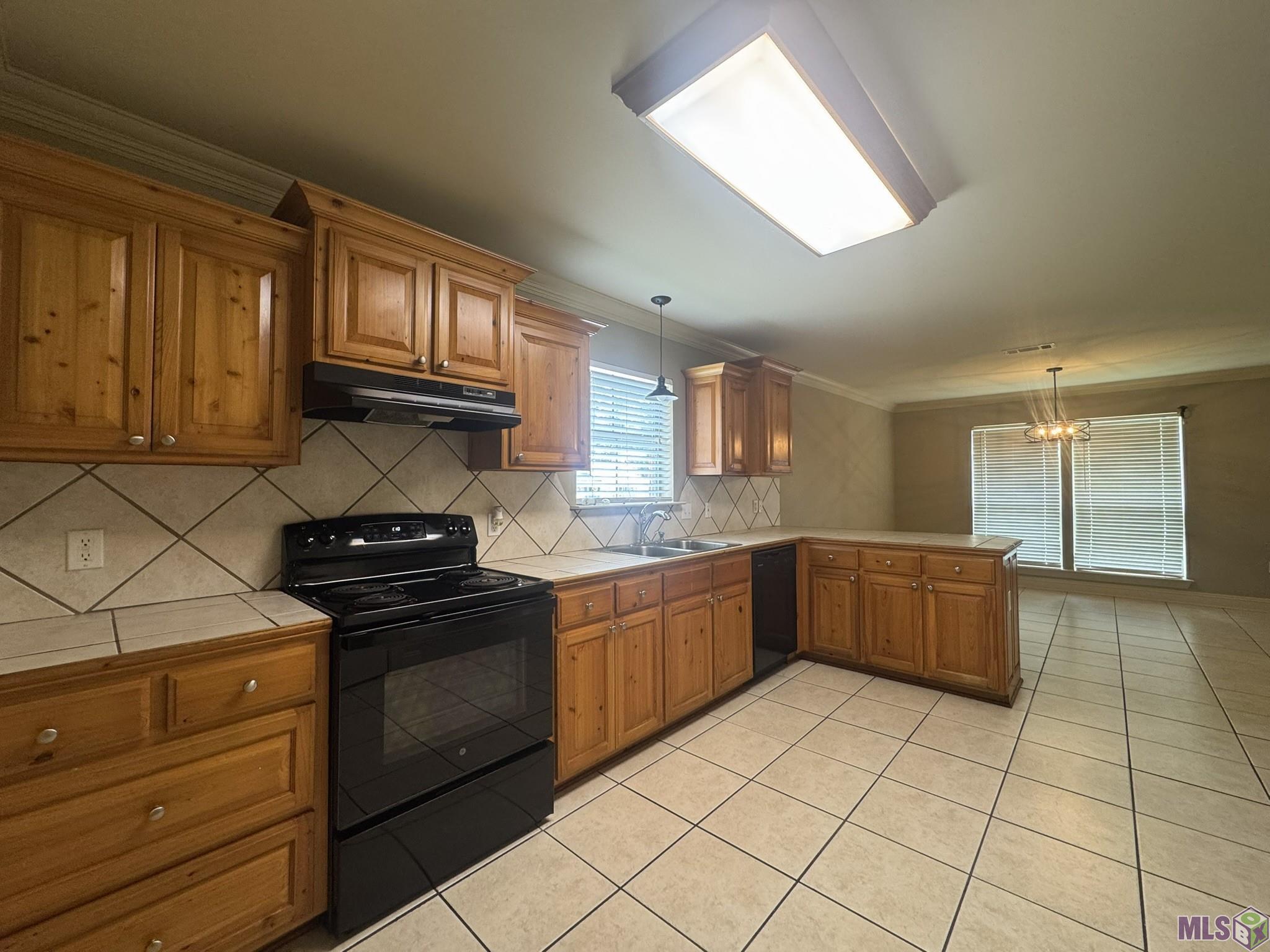 7532 Associate Drive Baton Rouge, LA 70817 - Photo 4 of 16