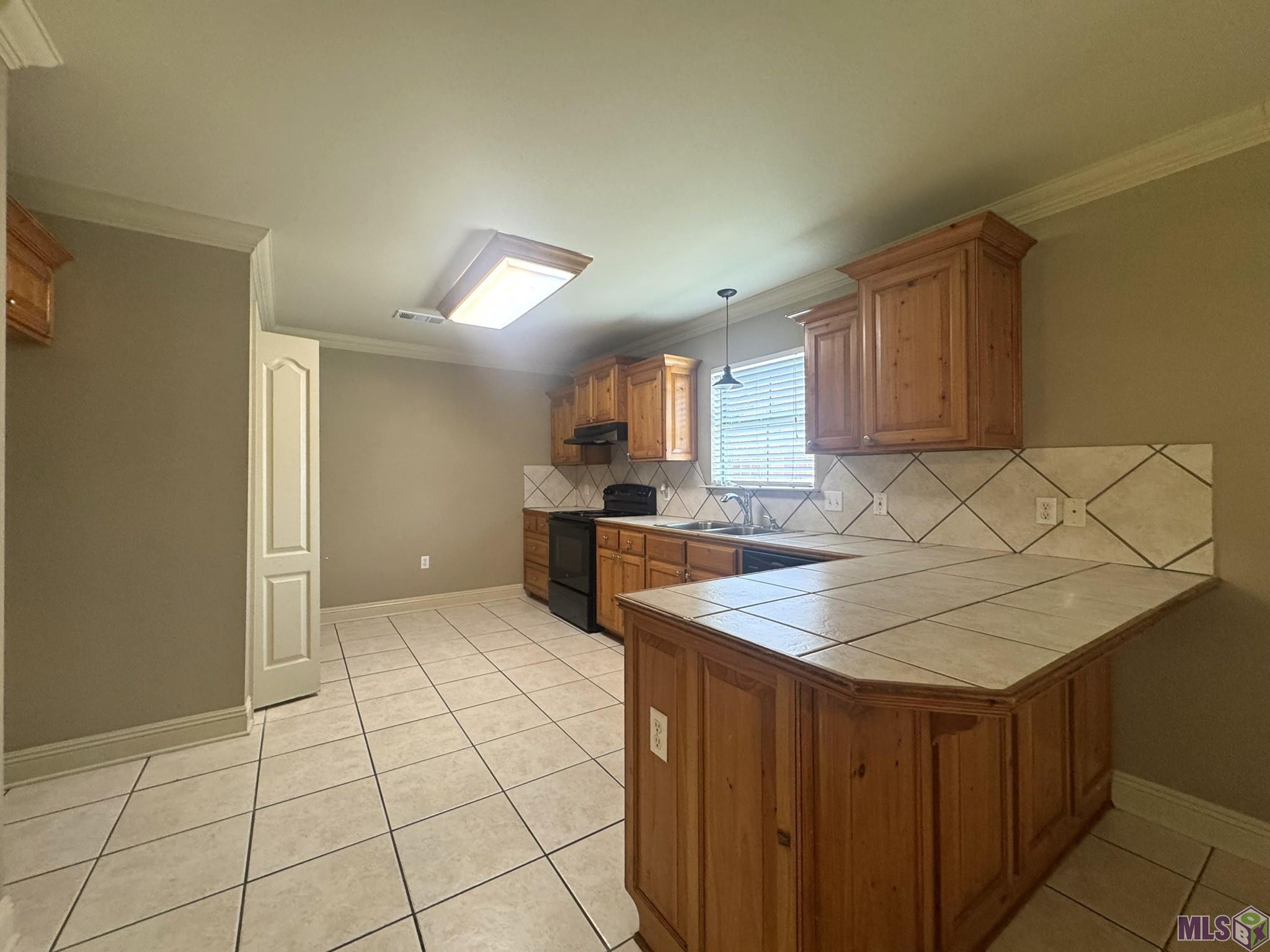 7532 Associate Drive Baton Rouge, LA 70817 - Photo 5 of 16