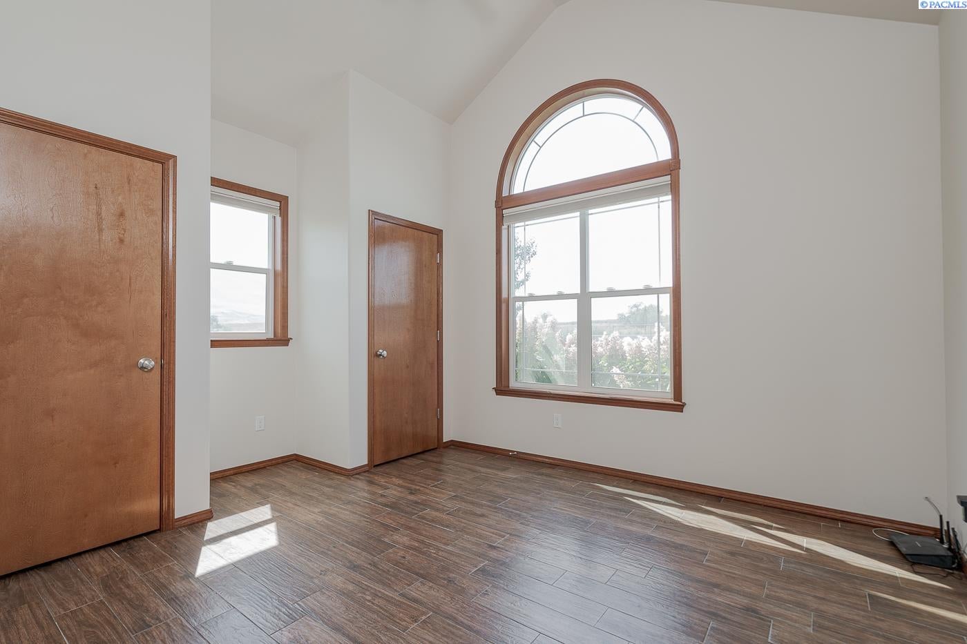 90401 West Hess Road Prosser, WA 99350 - Photo 27 of 30 Gallery Image 27