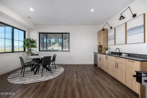 $1,949,000 | 634 Lower Ranch View Road, Granby, CO 80446