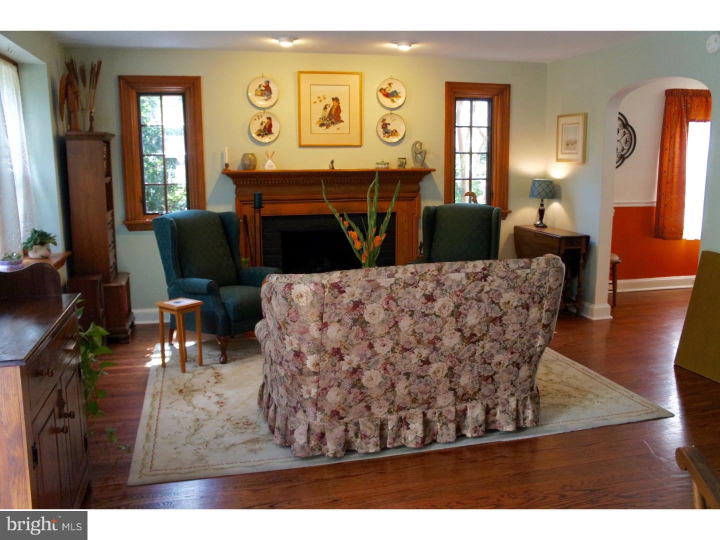 1014 Manoa Road Wynnewood, PA 19096 - Photo 3 of 25 Living Room