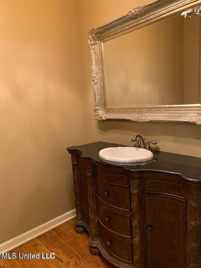 2294 Northview Street Hernando, MS 38632 - Photo 11 of 19 1/2 bath