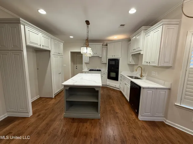 $3,000 | 2294 Northview Street, Hernando, MS 38632