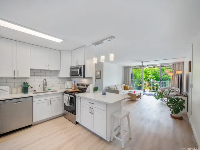 $439,000 | 95-2035 Waikalani Place, Unit B306, Mililani, HI 96789