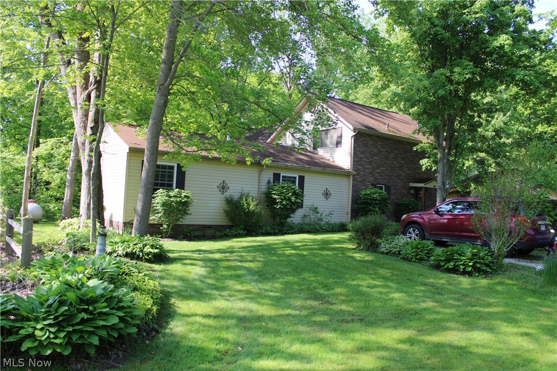 195 Ashtabula Point Rome, OH 44085 - Photo 3 of 31 Gallery Image 3