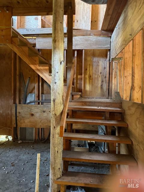 14180 Poonkinney Road Dos Rios, CA 95429 - Photo 14 of 18 a view of entryway and hall