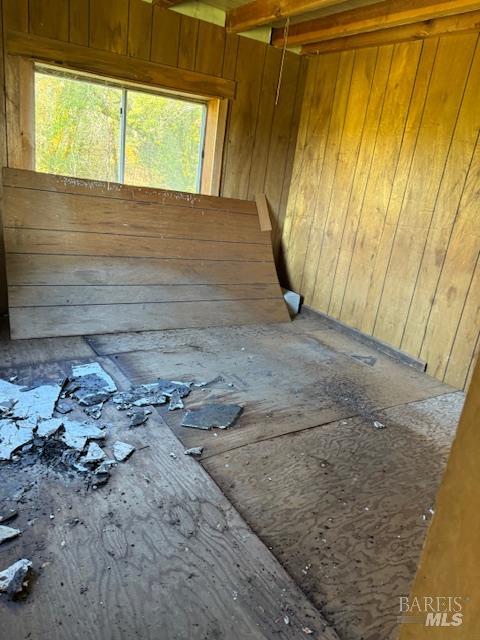 14180 Poonkinney Road Dos Rios, CA 95429 - Photo 8 of 18 a view of a garage