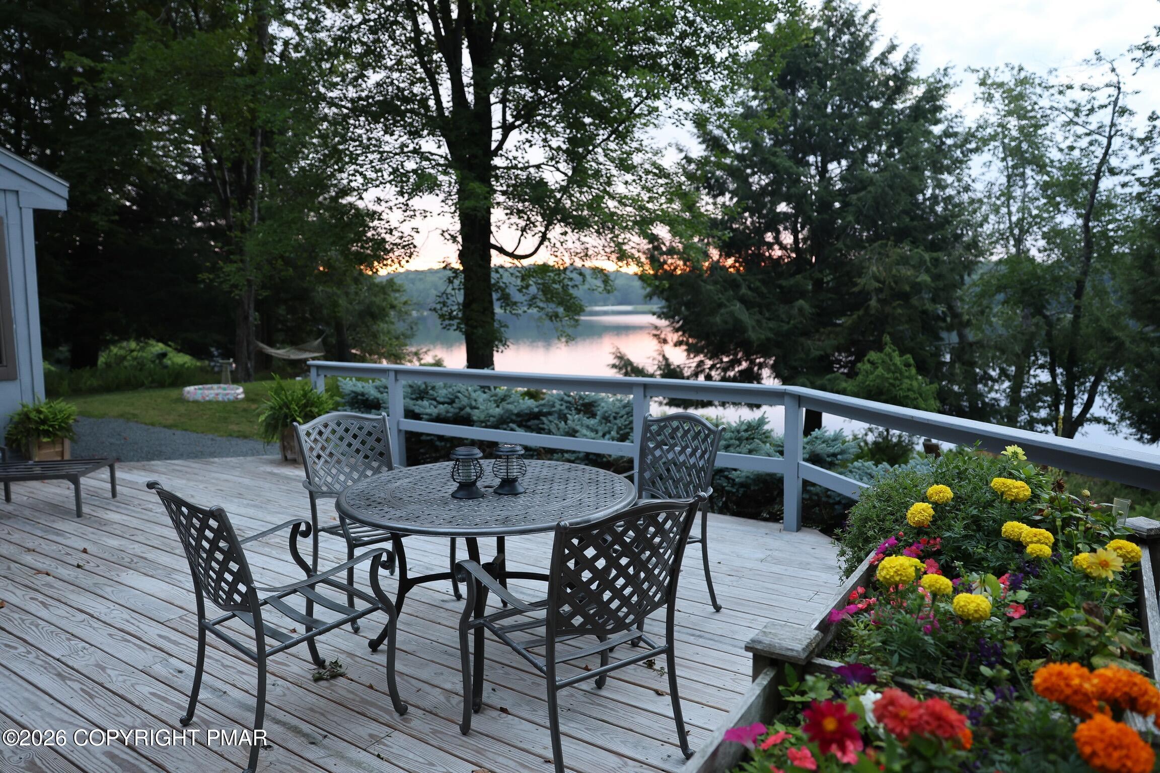 136 Birch Ledge Road Canadensis, PA 18325 - Photo 27 of 48 Deck Dining