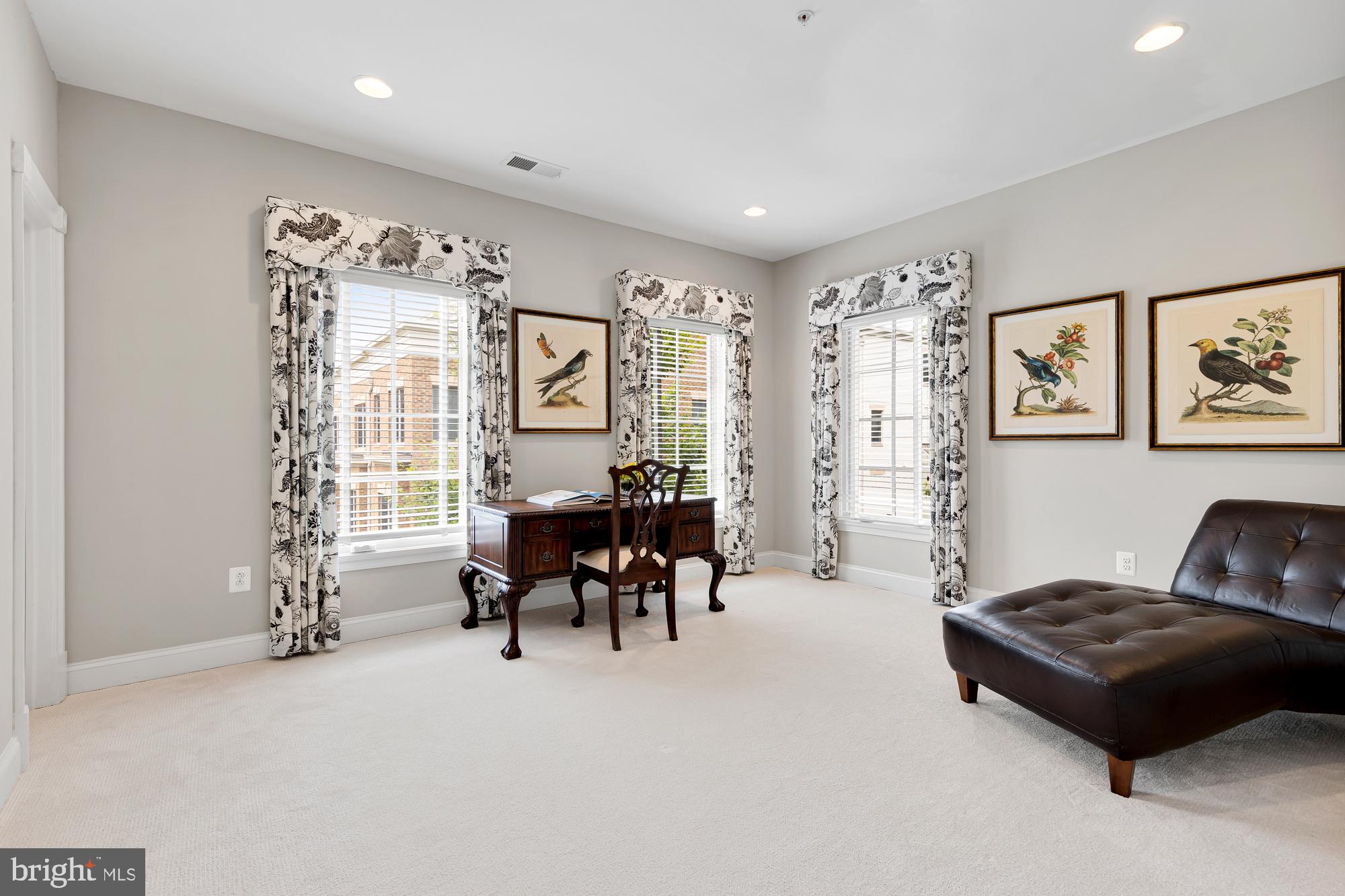 1407 Ridgeview Way Washington, DC 20007 - Photo 33 of 54