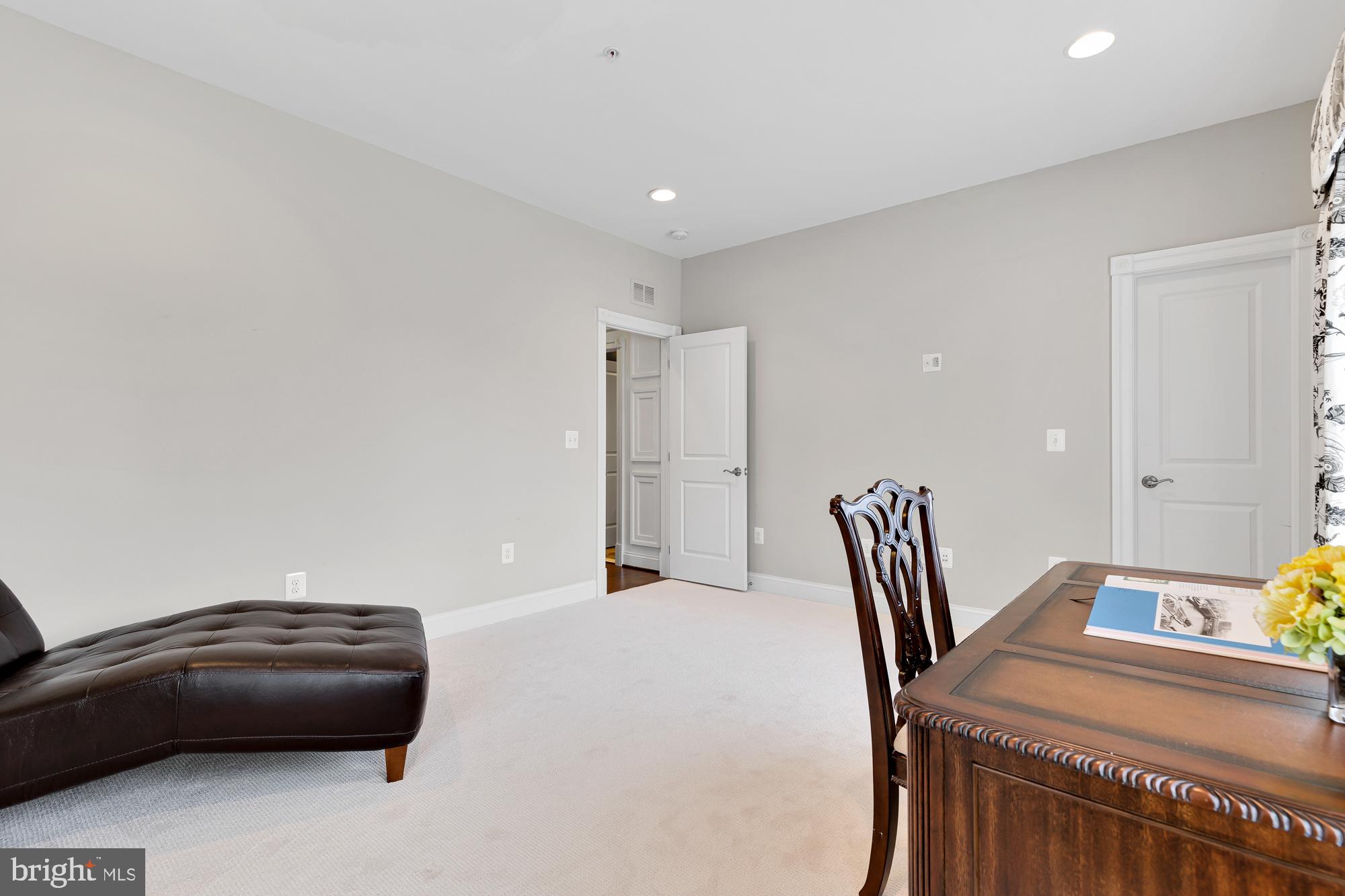 1407 Ridgeview Way Washington, DC 20007 - Photo 34 of 54