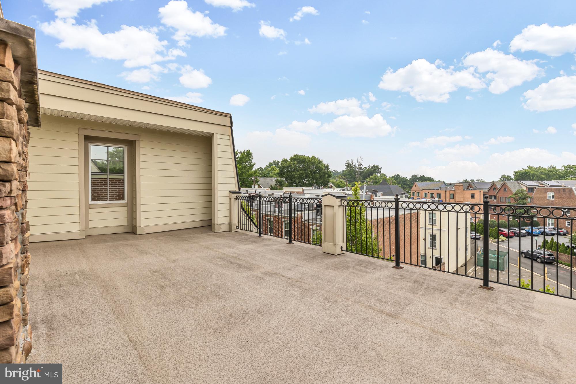 1407 Ridgeview Way Washington, DC 20007 - Photo 43 of 54