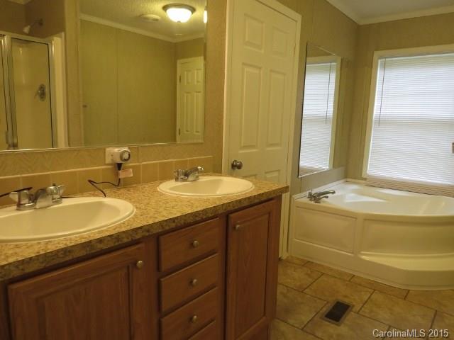 162 Clements Road Statesville, NC 28677 - Photo 19 of 24 Gallery Image 19