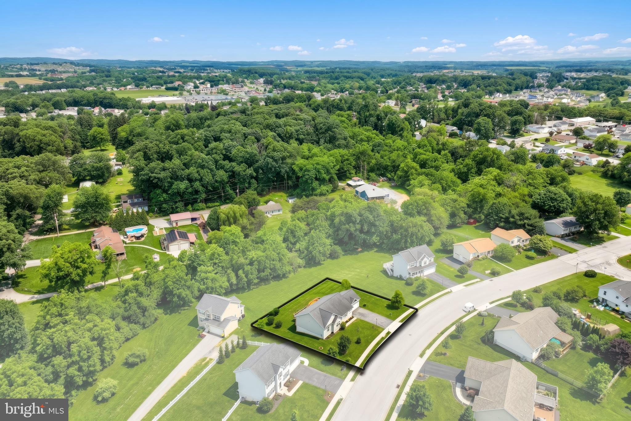 920 Friar Run Hanover, PA 17331 - Photo 6 of 47