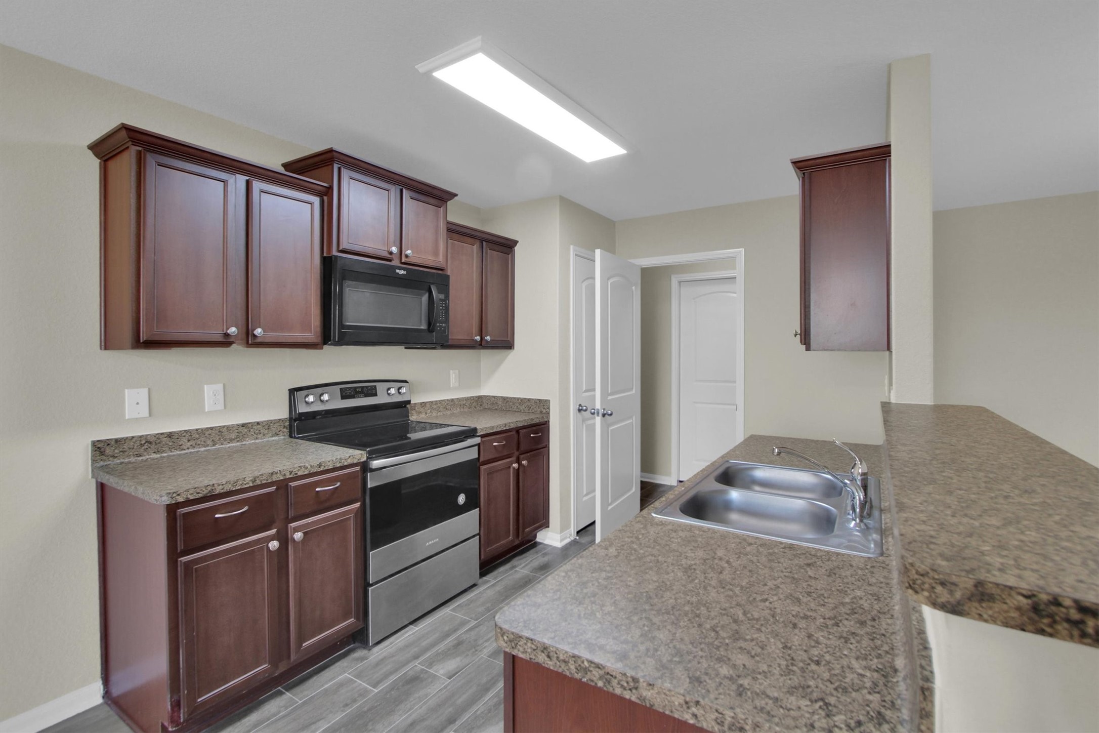12302 Wavecrest Road Texas City, TX 77568 - Photo 18 of 31