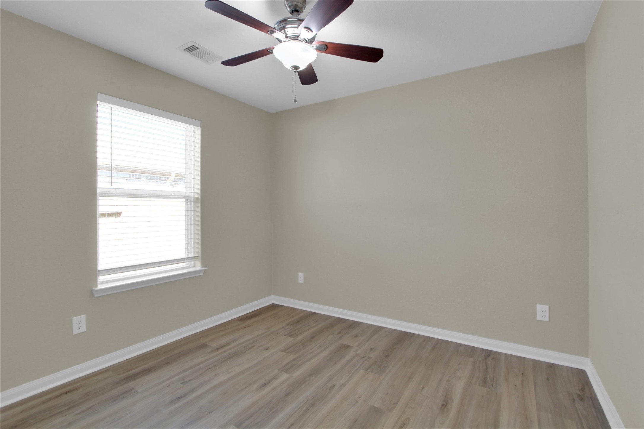 12302 Wavecrest Road Texas City, TX 77568 - Photo 7 of 31