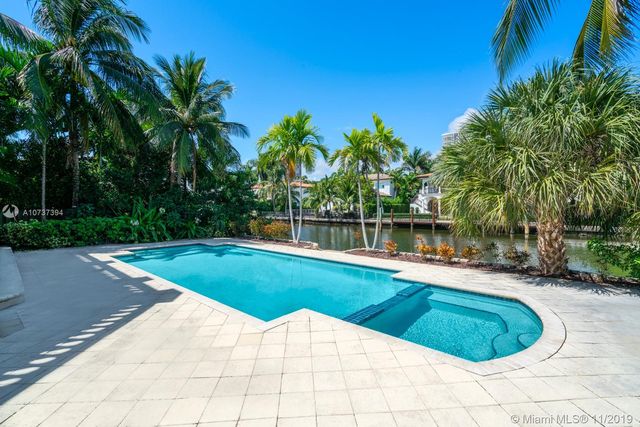 $3,475,000 | 598 Golden Beach Drive, Golden Beach, FL 33160