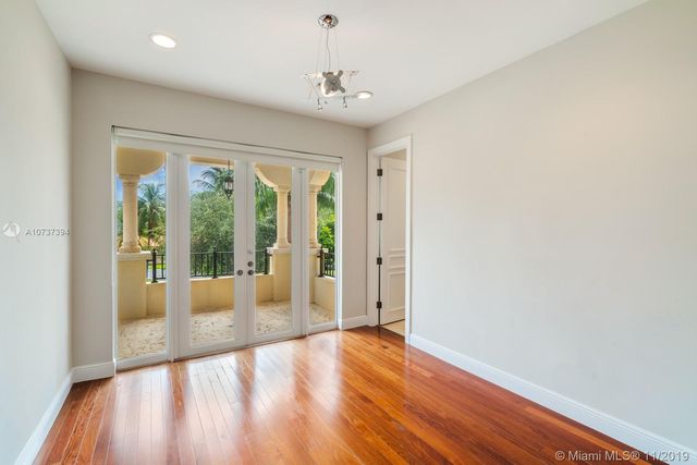 $3,475,000 | 598 Golden Beach Drive, Golden Beach, FL 33160