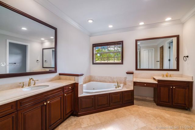 $3,475,000 | 598 Golden Beach Drive, Golden Beach, FL 33160