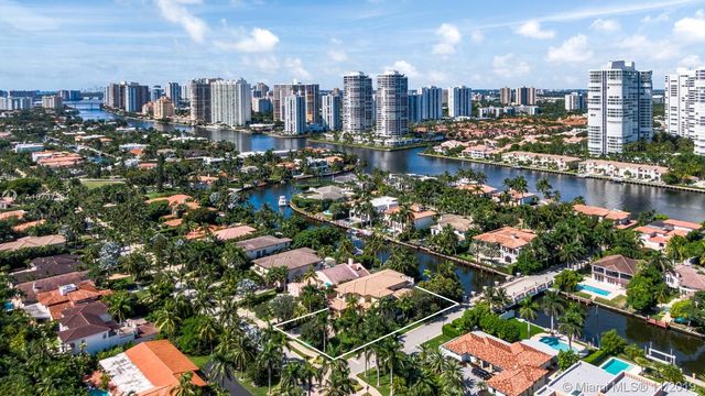 $3,475,000 | 598 Golden Beach Drive, Golden Beach, FL 33160