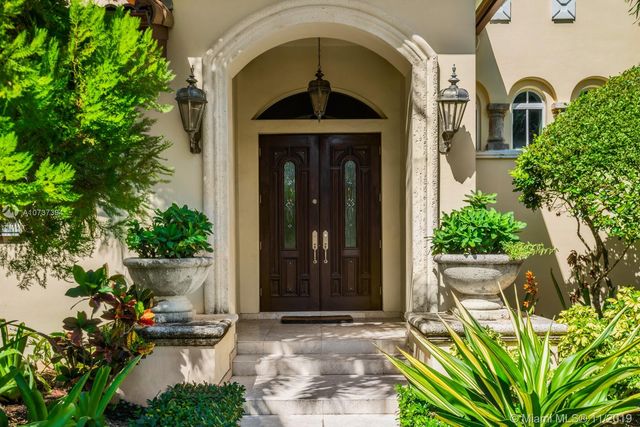 $3,475,000 | 598 Golden Beach Drive, Golden Beach, FL 33160