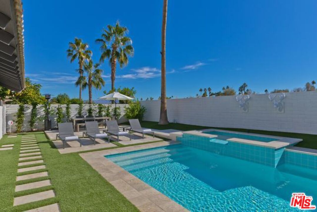 3545 Ridgeview Circle North Palm Springs, CA 92264 - Photo 1 of 22
