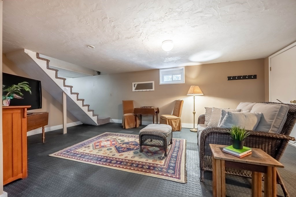 55 Lovejoy Road Andover, MA 01810 - Photo 24 of 35 Gallery Image 24