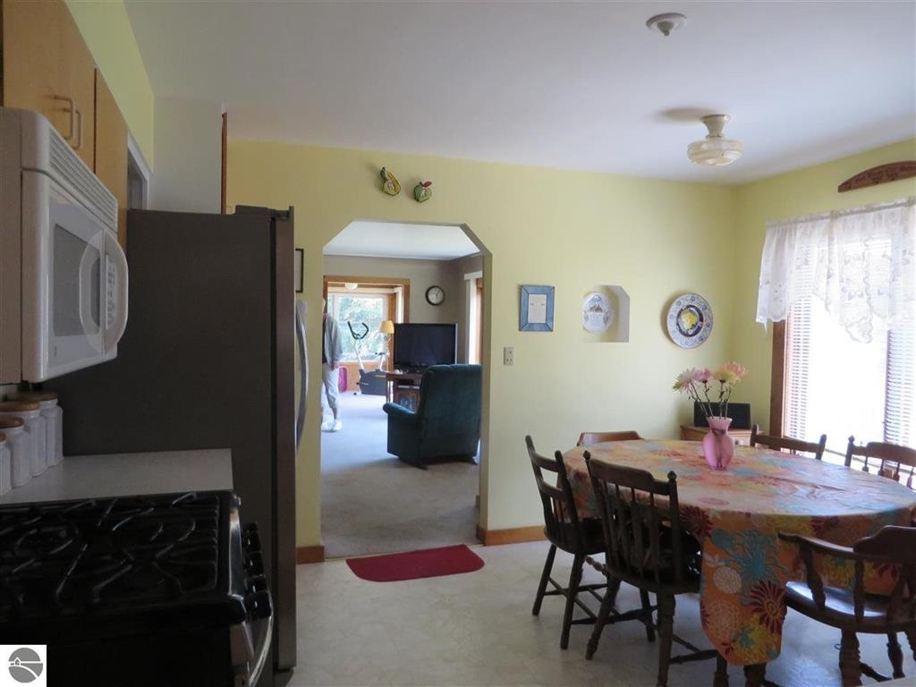 8494 South Schomberg Road Cedar, MI 49621 - Photo 21 of 53 1797825-21.JPG