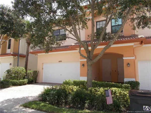 $395,000 | 6695 Southeast Woodmill Pond Lane, Stuart, FL 34997