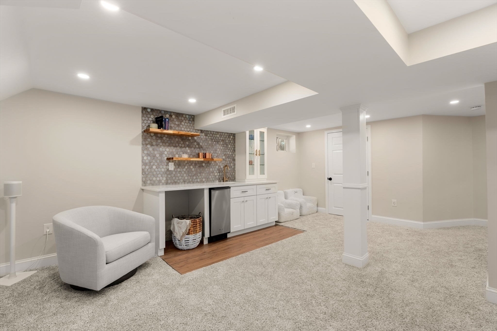 19 Mayo Avenue Needham, MA 02492 - Photo 30 of 39