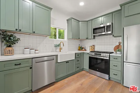 $625,000 | 511 North Hobart Boulevard, Los Angeles, CA 90004