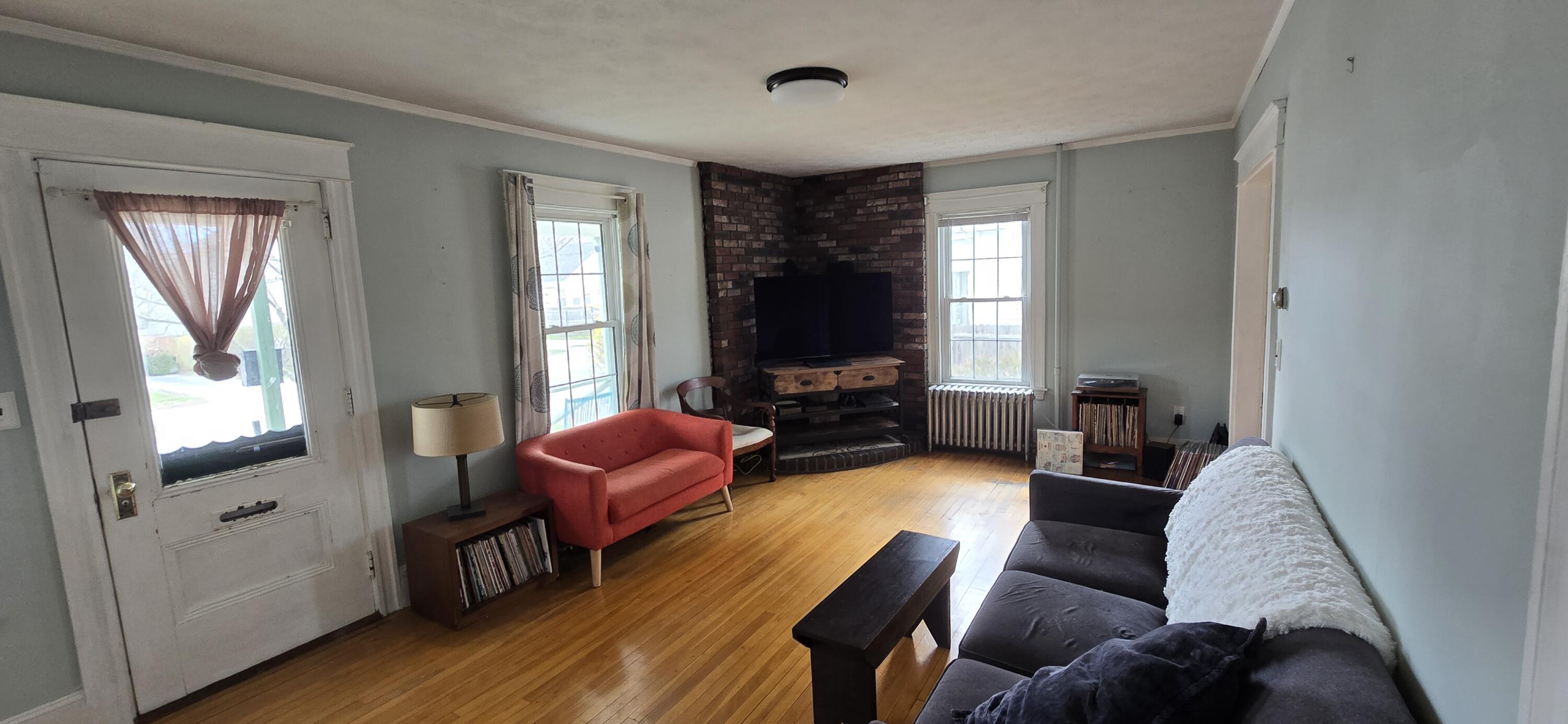 111 Mussey Street South Portland, ME 04106 - Photo 5 of 21 Living 4