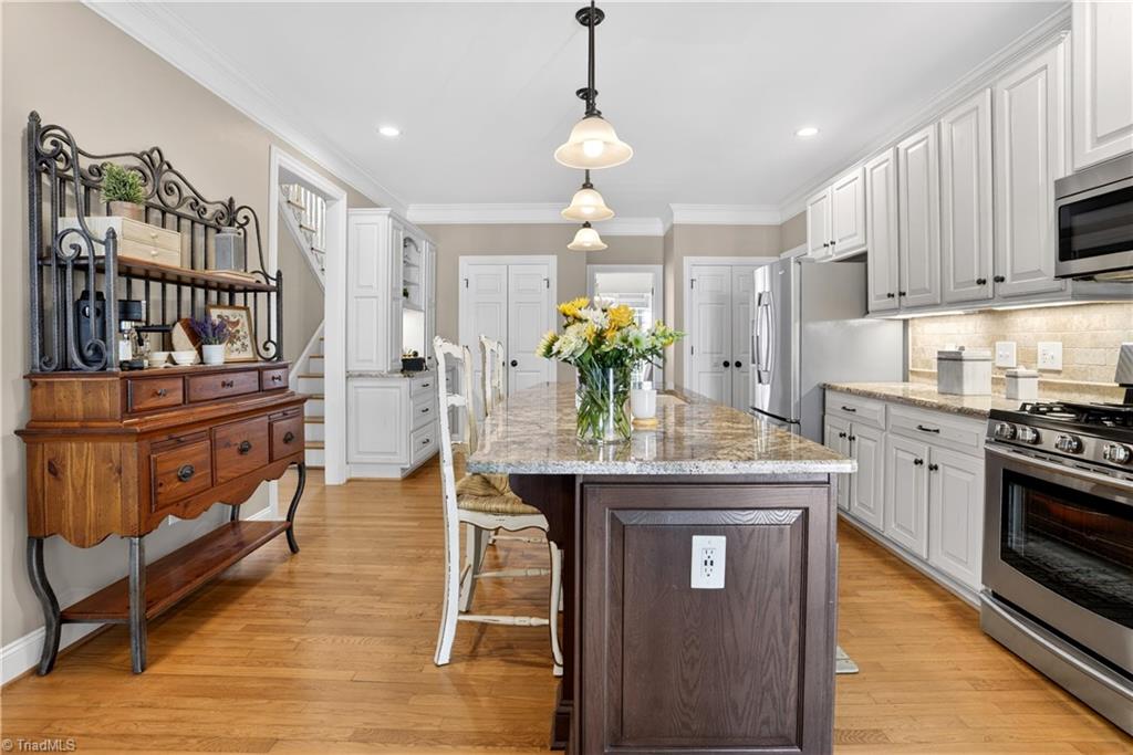 8508 Rosedale Drive Oak Ridge, NC 27310 - Photo 13 of 50 This island is longer than it looks!