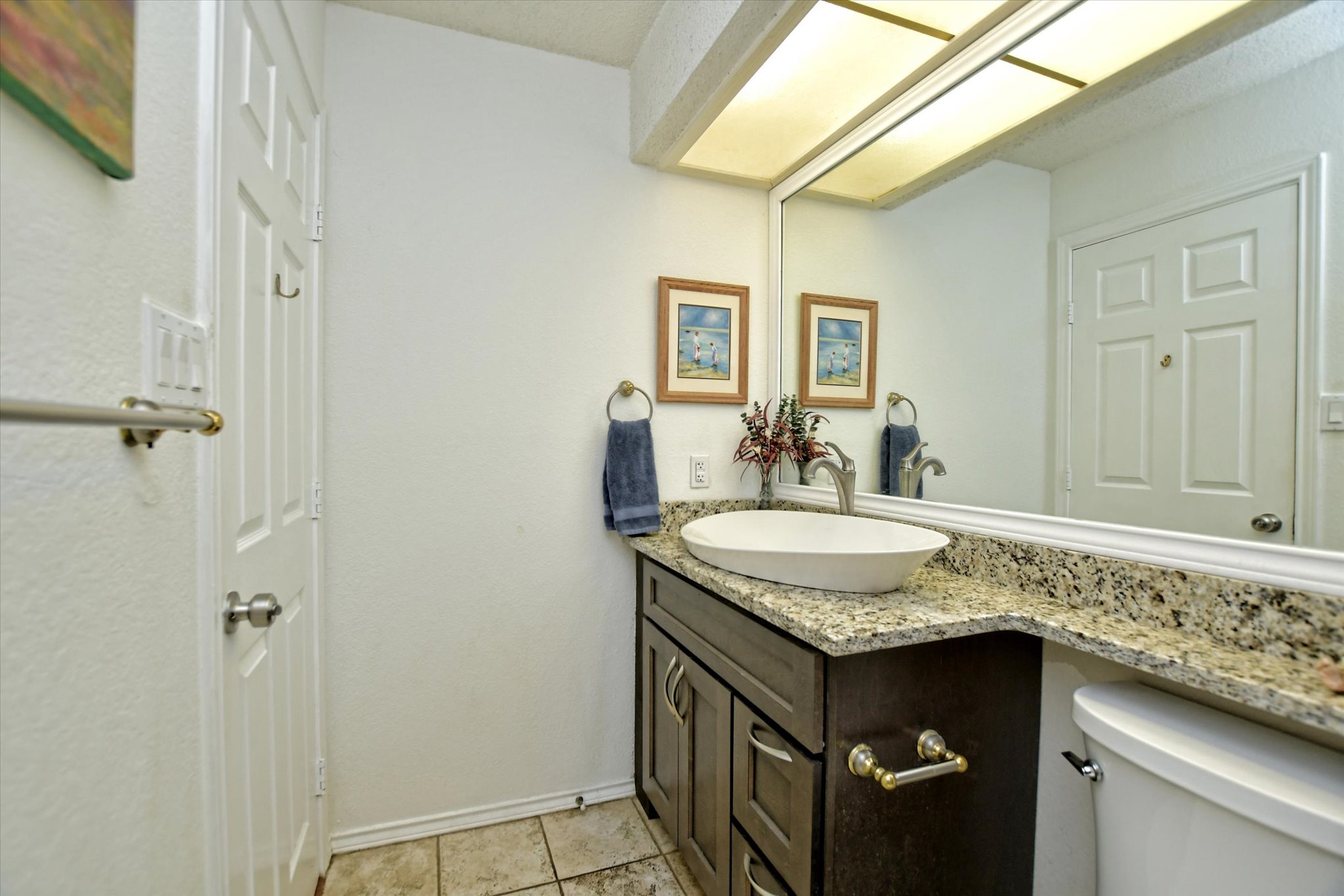 1002 West Noton Street Pflugerville, TX 78660 - Photo 25 of 32 The second bathroom has granite countertops