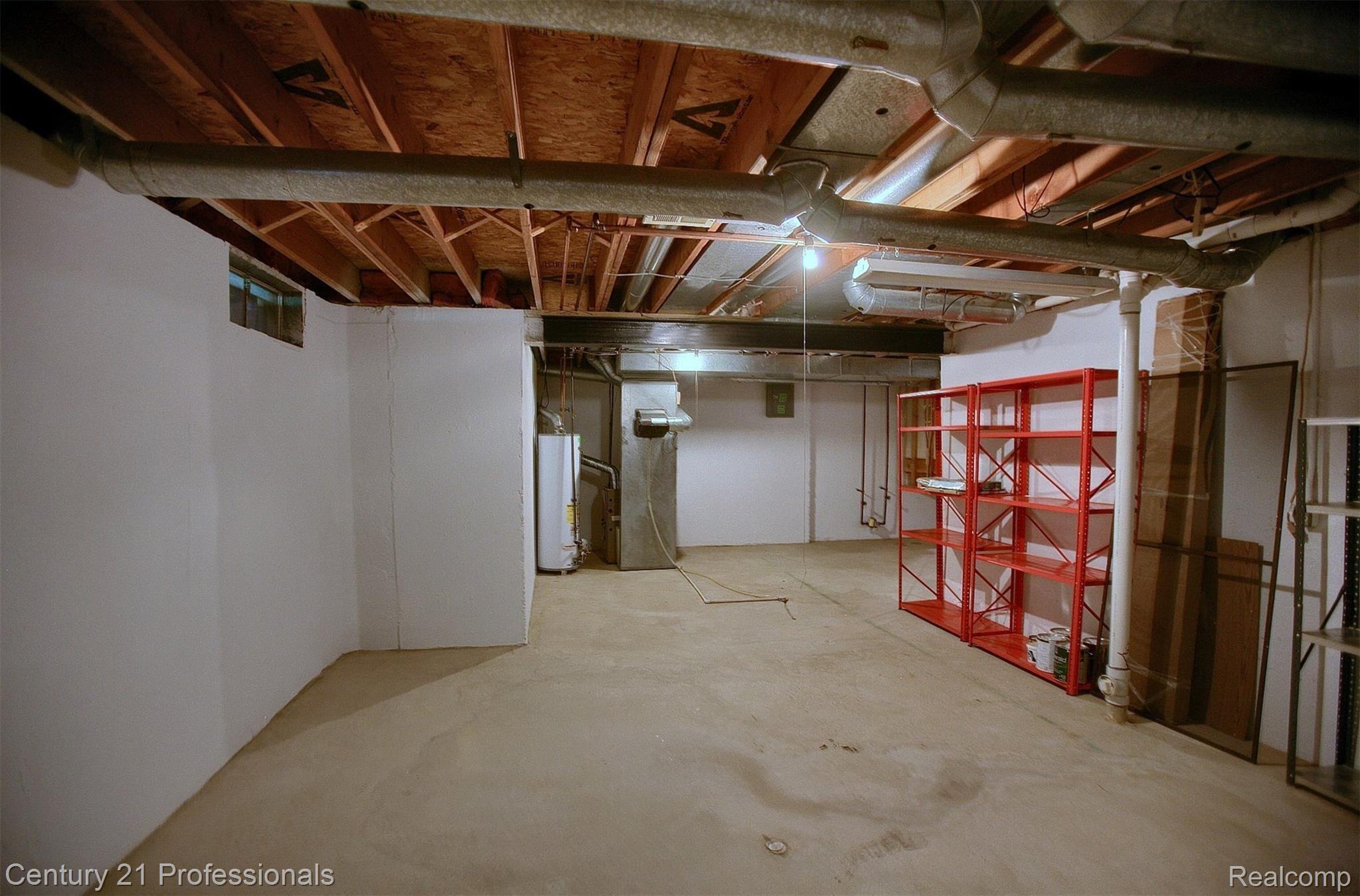 2403 Rochelle Park Drive Rochester, MI 48309 - Photo 25 of 30 25-Unfinished Lower Level.jpg